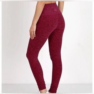 Beyond yoga caught in midi space dye heathered soft deep red high waisted leggin